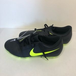 Nike Youth Phantom Venom Club Firm Soccer Cleats
